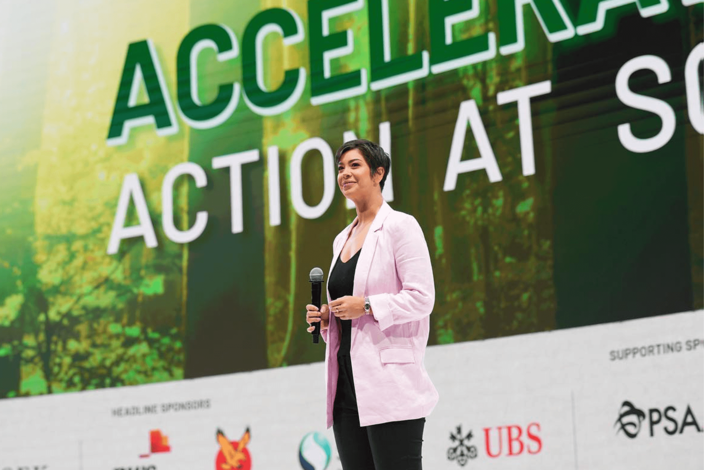 Cover Image for MANAGING NERVES AT YOUR NEXT PRESENTATION